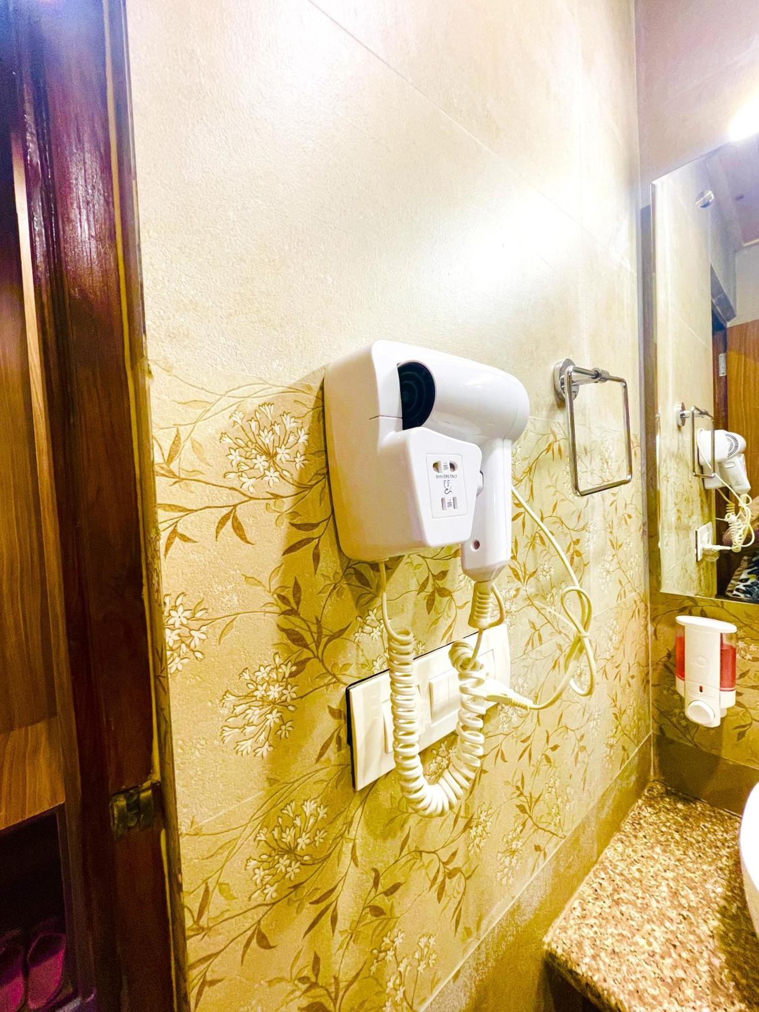 Simsa Heights Manali Hotel Ngoại thất bức ảnh